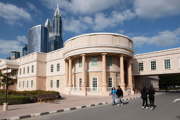 American University in Dubai (AUD)